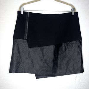 Harve Benard Black Faux Leather Faux Wrap Mini Skirt size medium